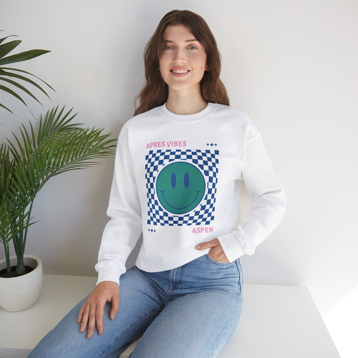 Après Vibes Aspen Smiley Face Crewneck Sweatshirt