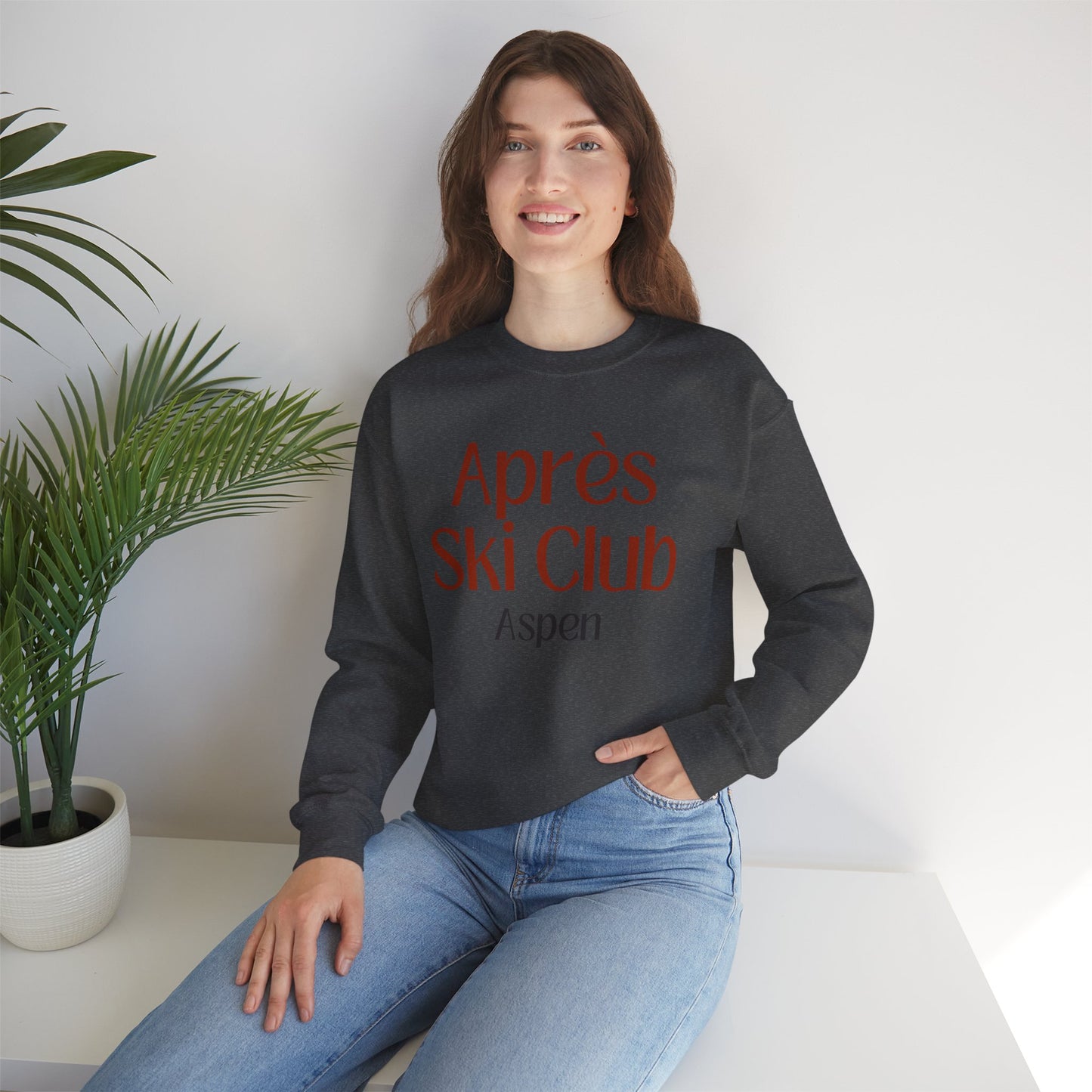 Après Ski Club Aspen Crewneck Sweatshirt
