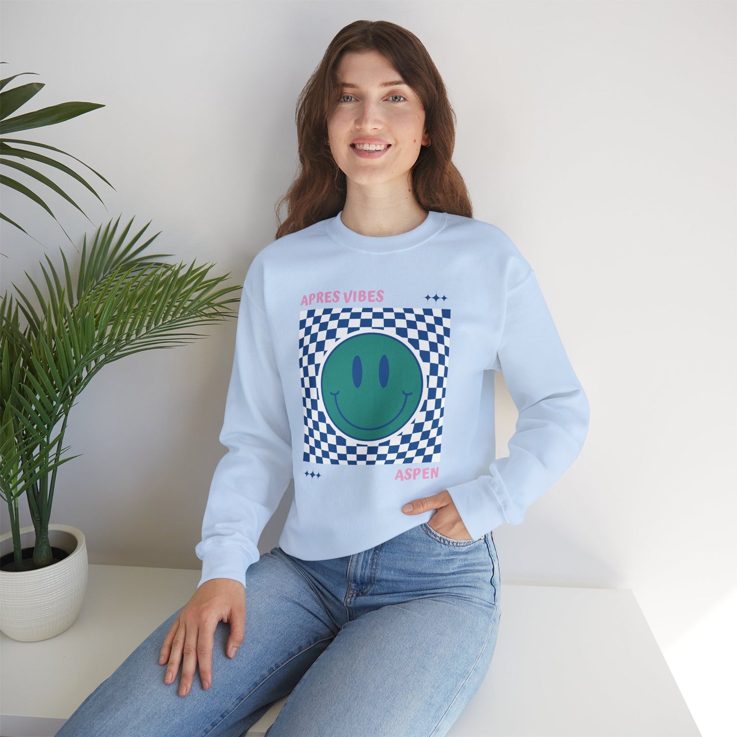 Après Vibes Aspen Smiley Face Crewneck Sweatshirt