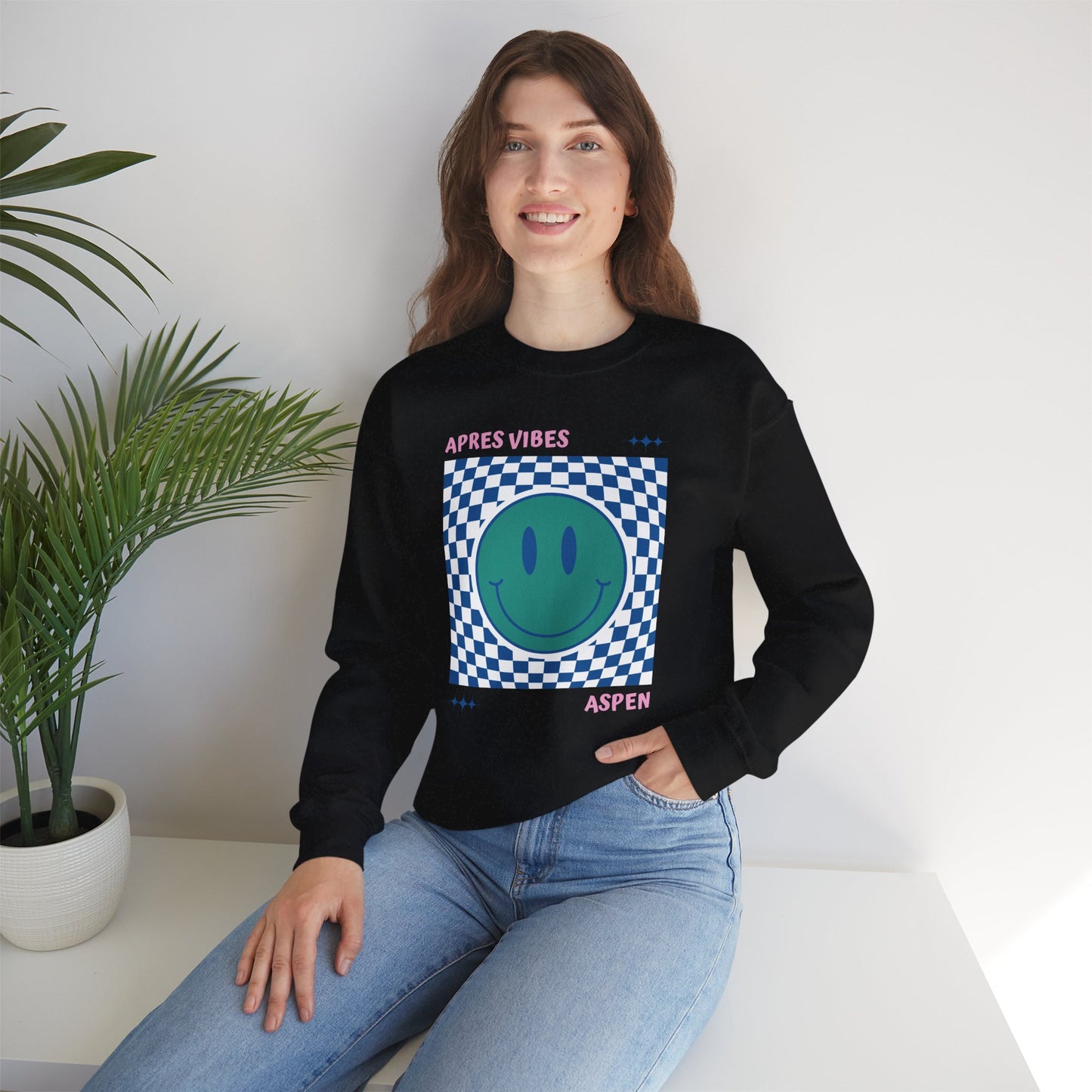 Après Vibes Aspen Smiley Face Crewneck Sweatshirt