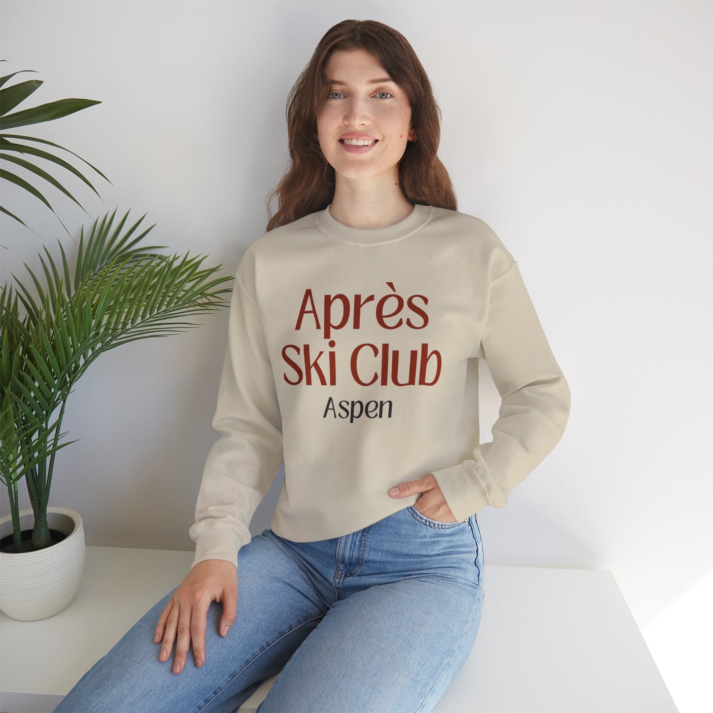 Après Ski Club Aspen Crewneck Sweatshirt
