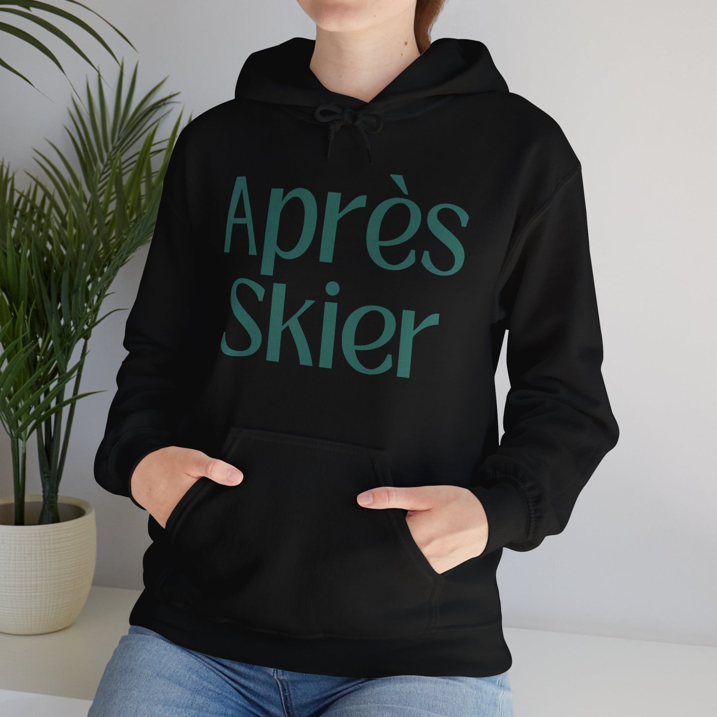 Aprés Skier Hoodie Sweatshirt