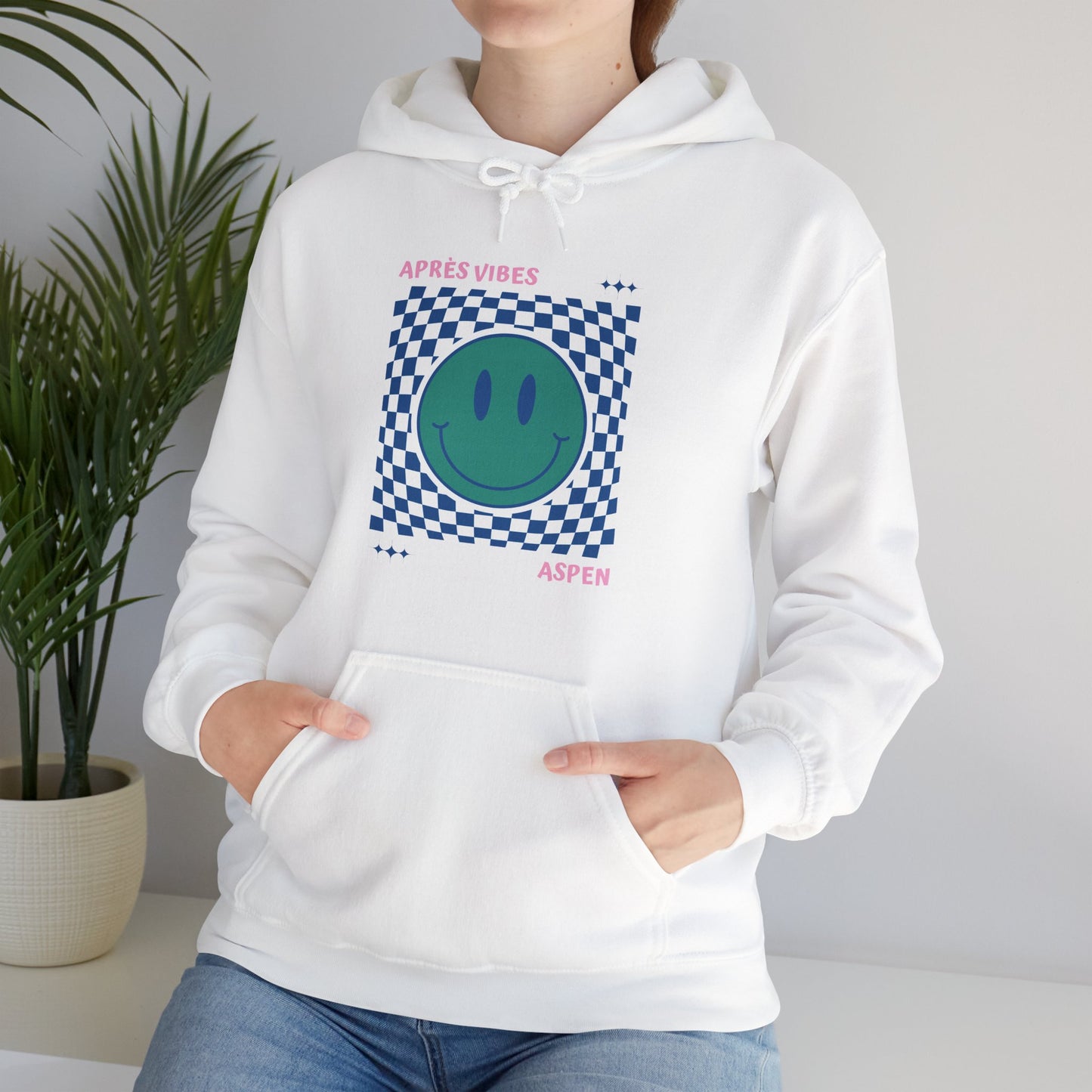 Après Vibes Aspen Smiley Face Hoodie Sweatshirt